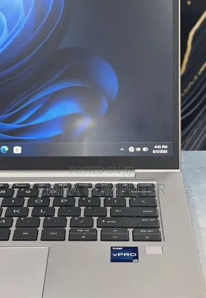 New Laptop HP ZBook 14 16GB Intel Core i7 SSD 512GB