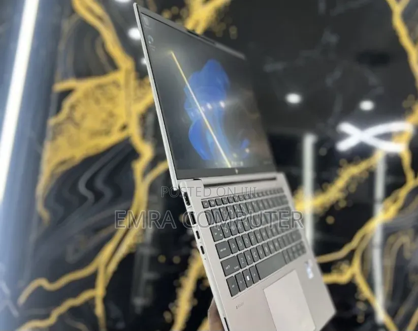 New Laptop HP ZBook 14 16GB Intel Core i7 SSD 512GB