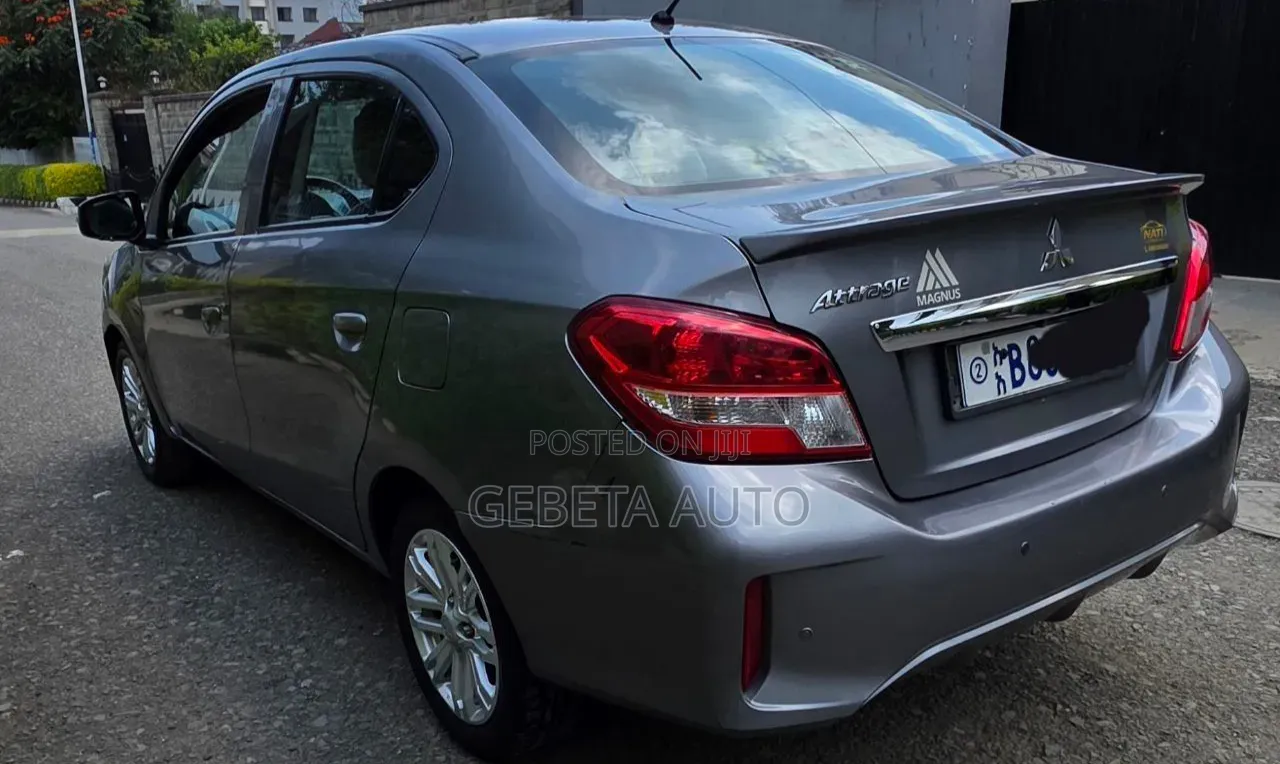 Mitsubishi Attrage 2021