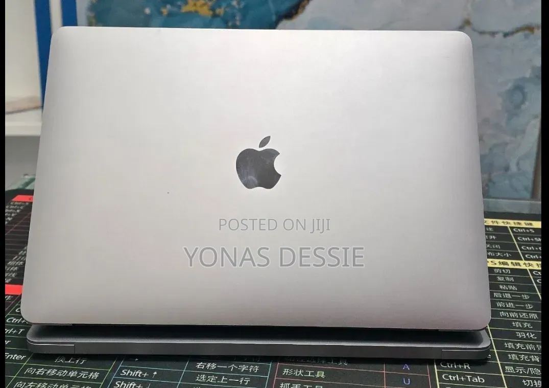New Laptop Apple MacBook Air 2020 M1 8GB Apple M1 SSD 256GB