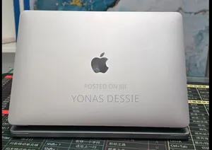New Laptop Apple MacBook Air 2020 M1 8GB Apple M1 SSD 256GB