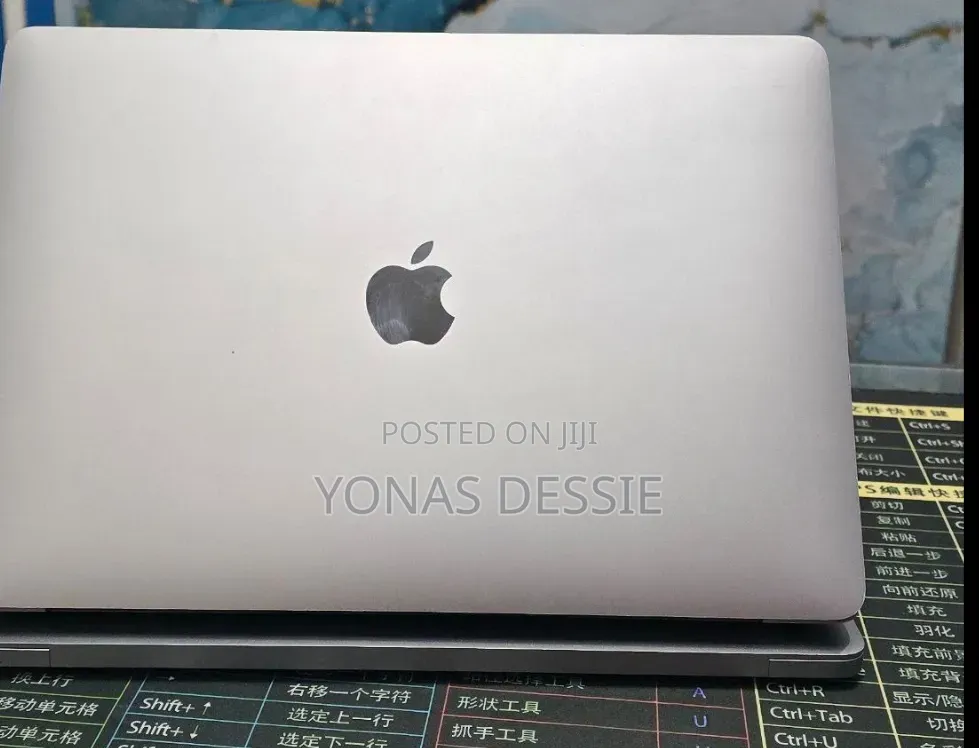 New Laptop Apple MacBook Air 2020 M1 8GB Apple M1 SSD 256GB