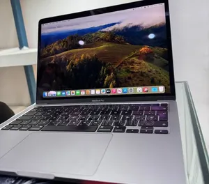 New Laptop Apple MacBook 16GB Apple M1 Pro SSD 512GB