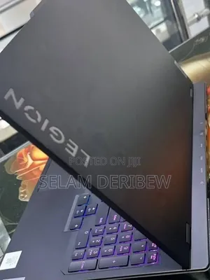 New Laptop Lenovo Legion Pro 7 32GB Intel Core i9 SSD 1T