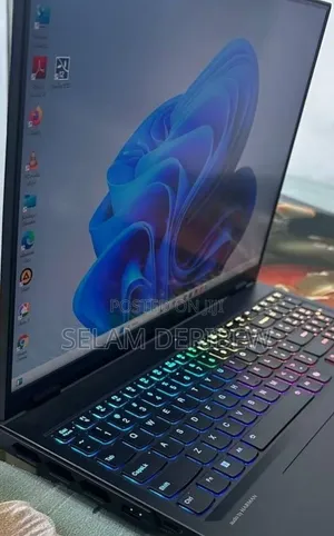 New Laptop Lenovo Legion Pro 7 32GB Intel Core i9 SSD 1T