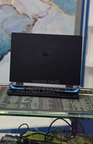 New Laptop Acer Predator Helios Neo 16 16GB Intel Core i7 SSD 512GB