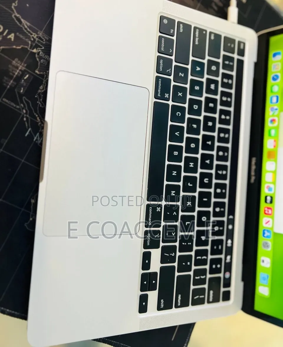 New Laptop Apple MacBook 16GB SSD 256GB
