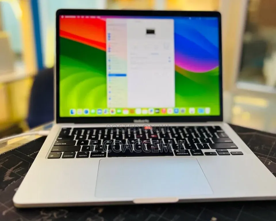 New Laptop Apple MacBook 16GB SSD 256GB