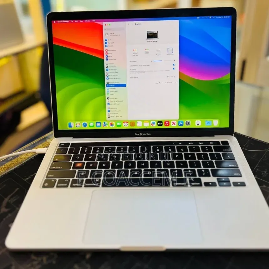 New Laptop Apple MacBook 16GB SSD 256GB