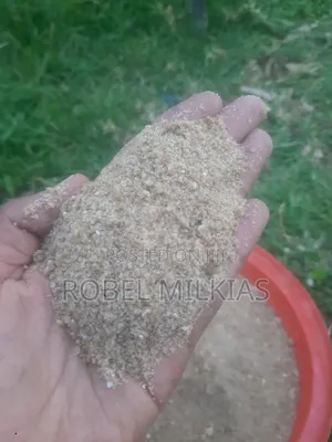 ደርቆ የተፈጨ የምግብ ትራፊ ለእንስሳት መኖነት