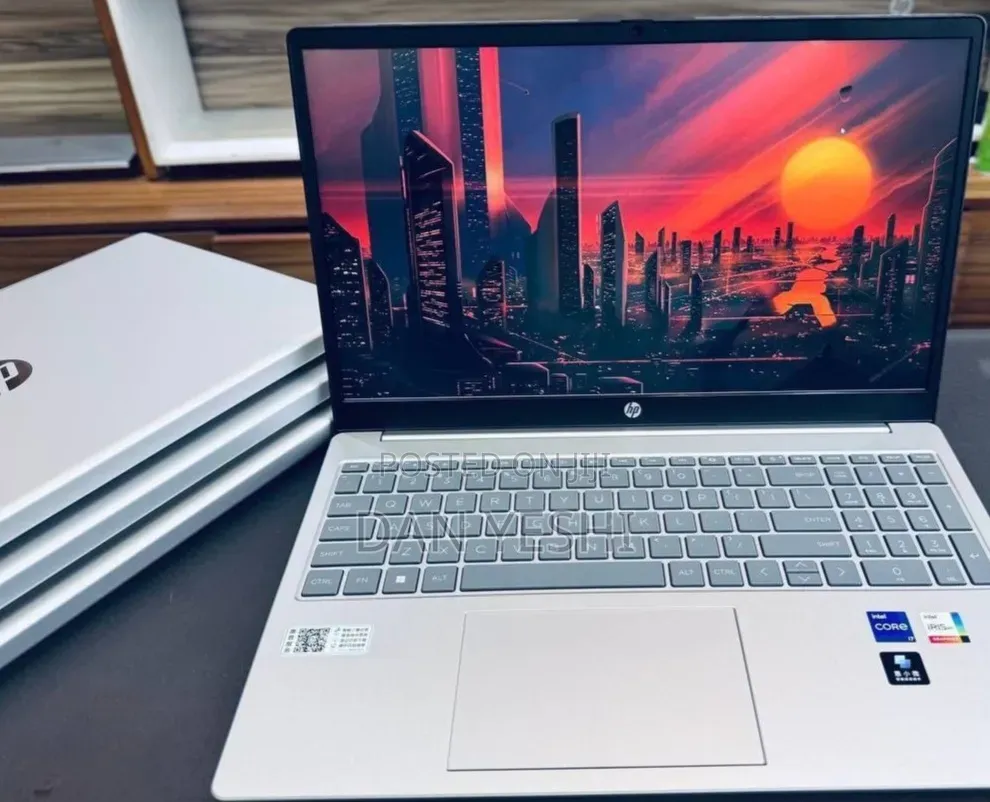 New Laptop HP Stream Notebook 16GB Intel Core i7 SSD 1T