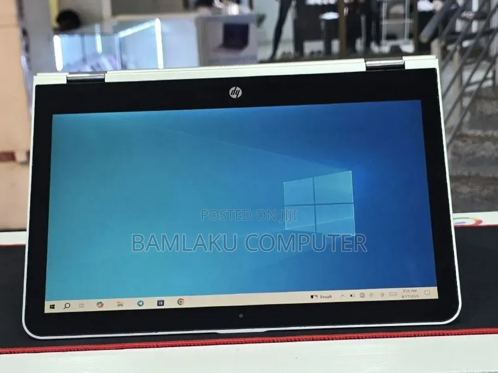 New Laptop HP Pavilion x360 8GB Intel Core i3 SSD 1T