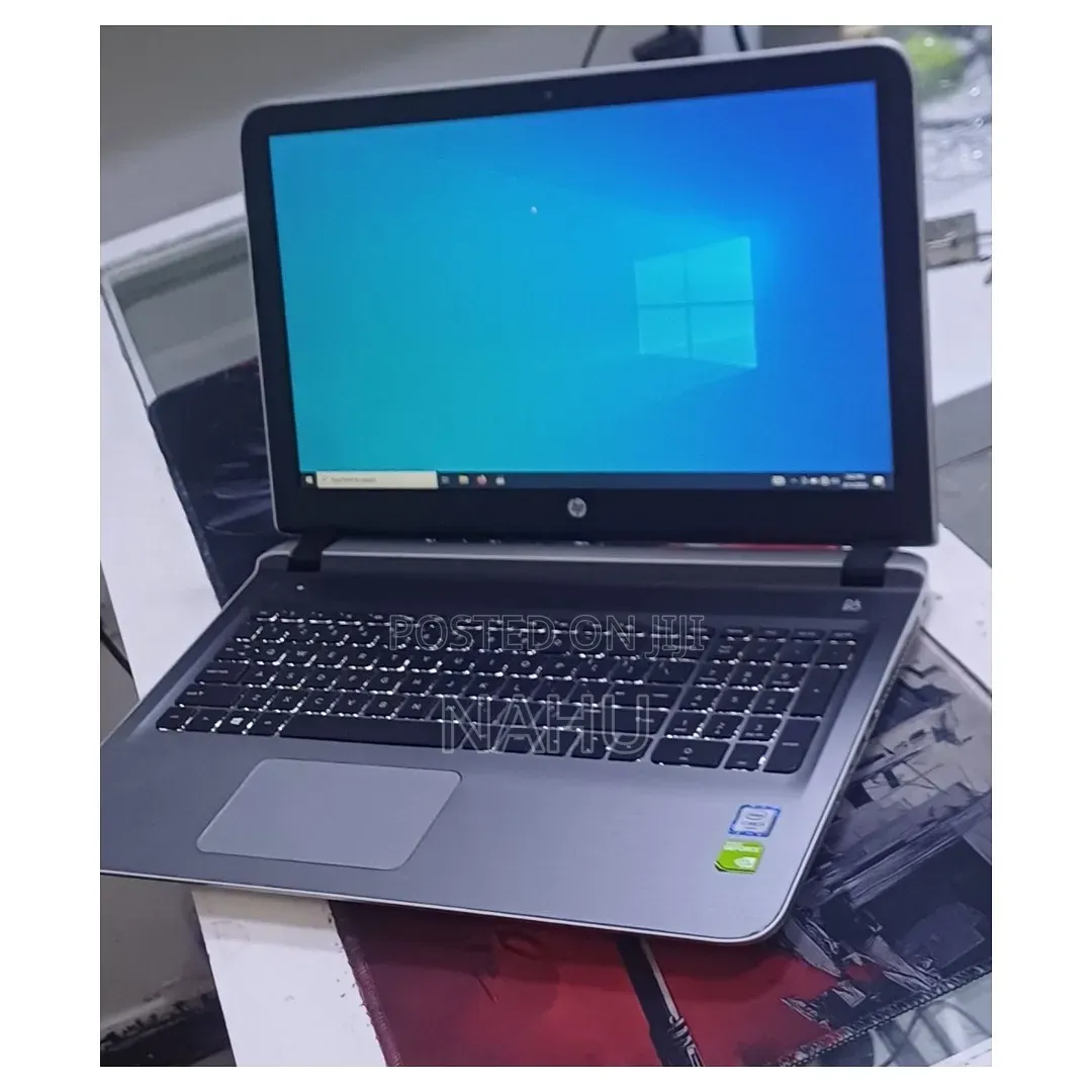 New Laptop HP Pavilion 15 8GB Intel Core i5 HDD 500GB