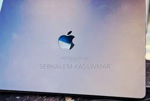 New Laptop Apple MacBook Air 2024 M3 8GB Apple M3 SSD 256GB