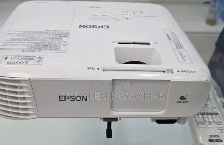 1Brand New EPSON Projector
Model Name: EB -X49
Hardware In