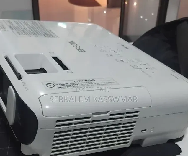 Epson Projector 
m