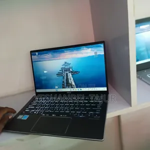 New Laptop Asus ZenBook UX303UA 16GB Intel Core i7 SSD 512GB