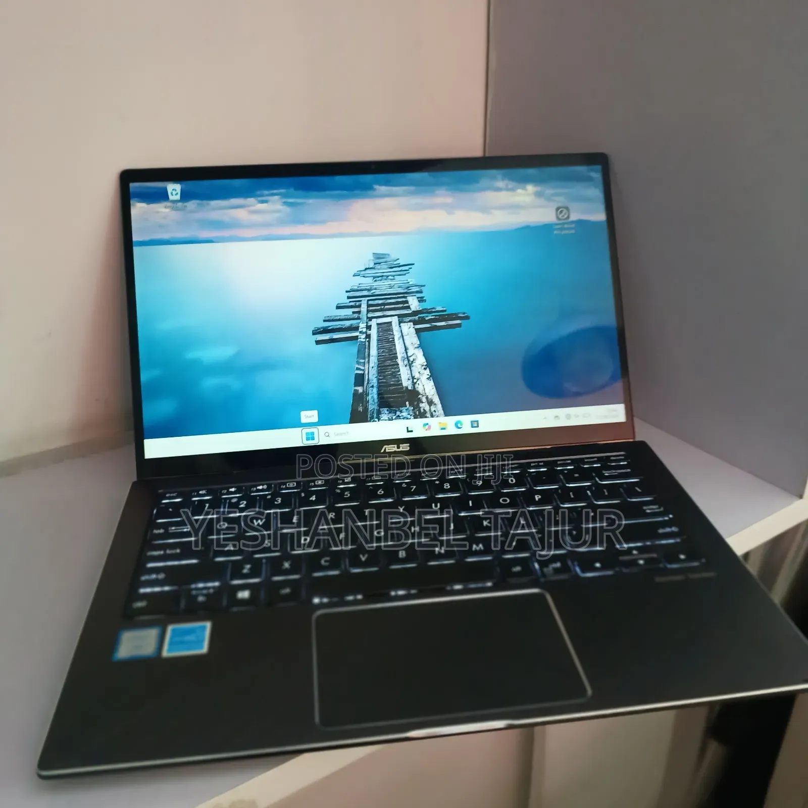 New Laptop Asus ZenBook UX303UA 16GB Intel Core i7 SSD 512GB
