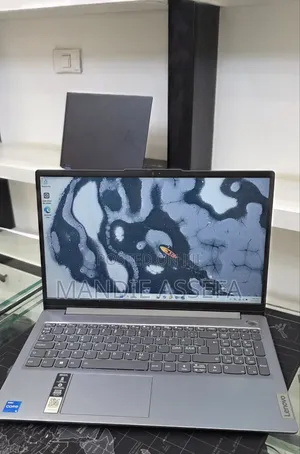 New Laptop Lenovo Ideapad 3 8GB Intel Core i5 SSD 512GB