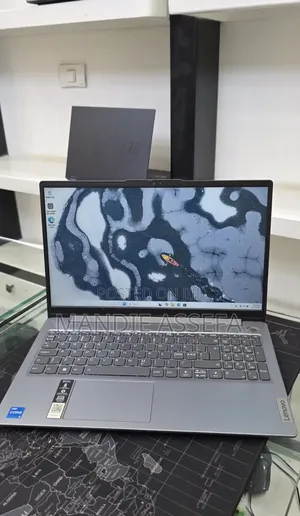 New Laptop Lenovo Ideapad 3 8GB Intel Core i5 SSD 512GB