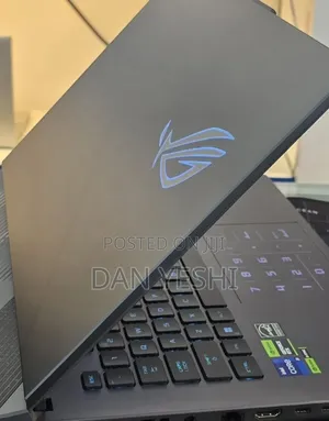 New Laptop Asus ROG Strix G15 16GB Intel Core i9 SSD 1T