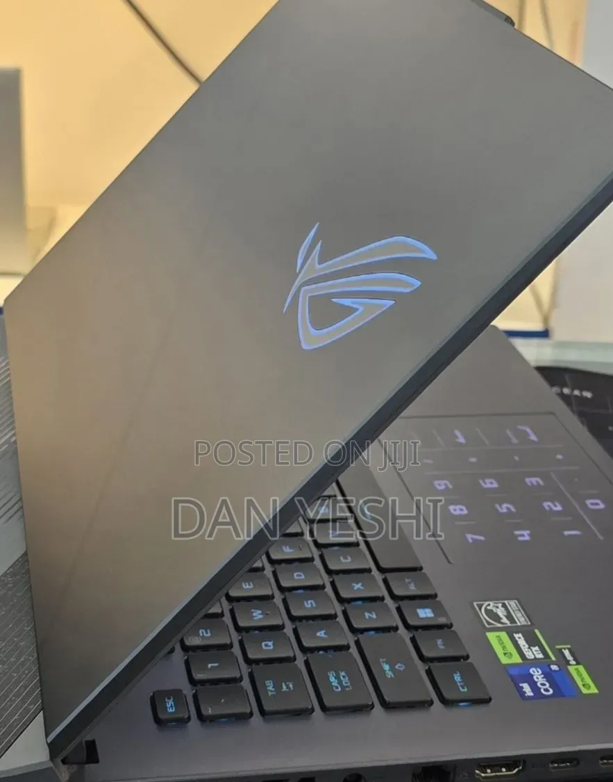 New Laptop Asus ROG Strix G15 16GB Intel Core i9 SSD 1T