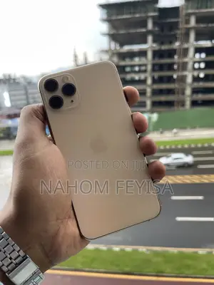 Apple iPhone 11 Pro 64 GB Gold