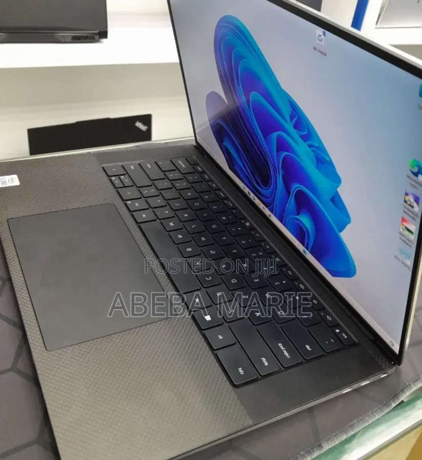 New Laptop Dell XPS 15 16GB Intel Core i7 SSD 512GB