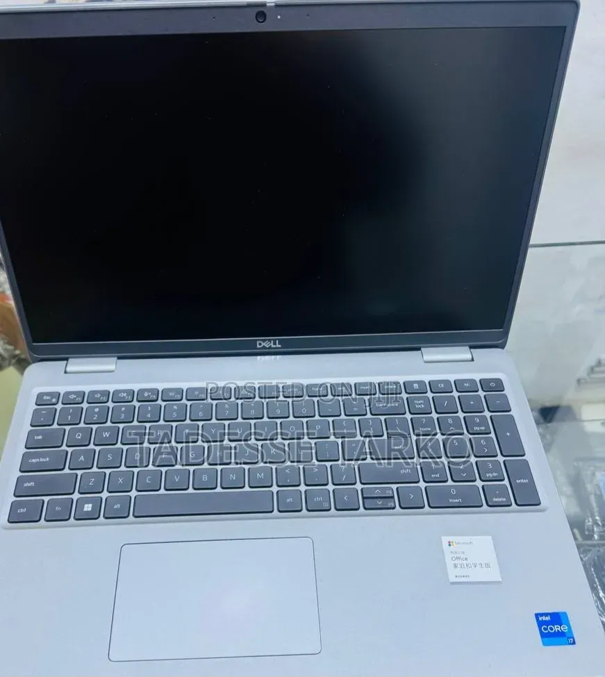 New Laptop Dell Precision 3581 16GB Intel Core i7 SSD 1T