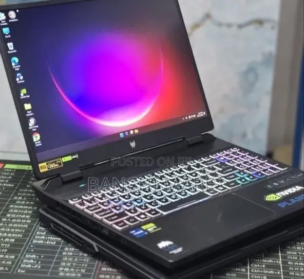 New Laptop Acer Predator Helios Neo 16 16GB Intel Core i7 SSD 512GB