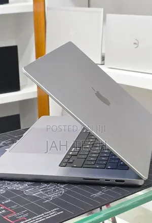 New Laptop Apple MacBook Pro 2021 M1 Max 32GB Apple M1 Max SSD 512GB