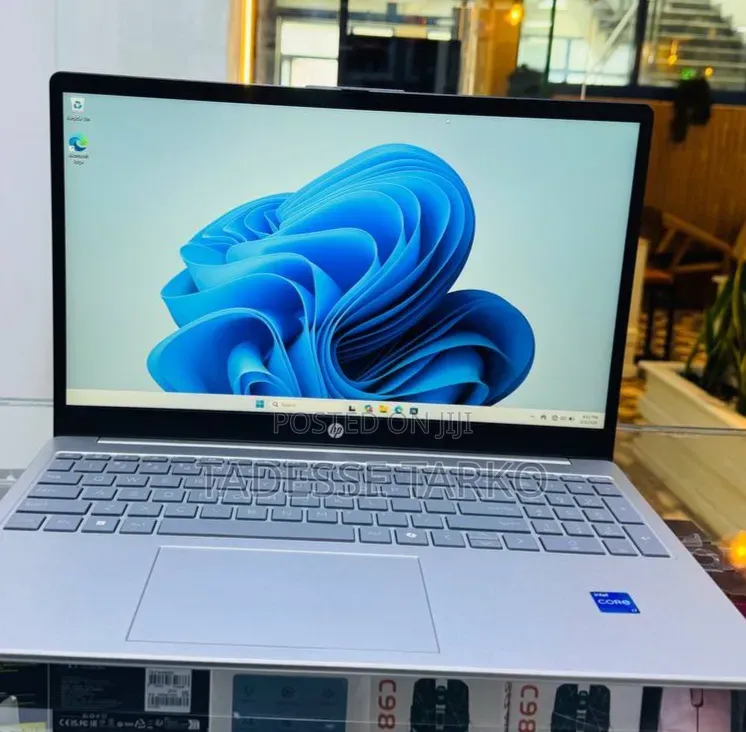 New Laptop HP Pavilion 14 16GB Intel Core i7 SSD 1T