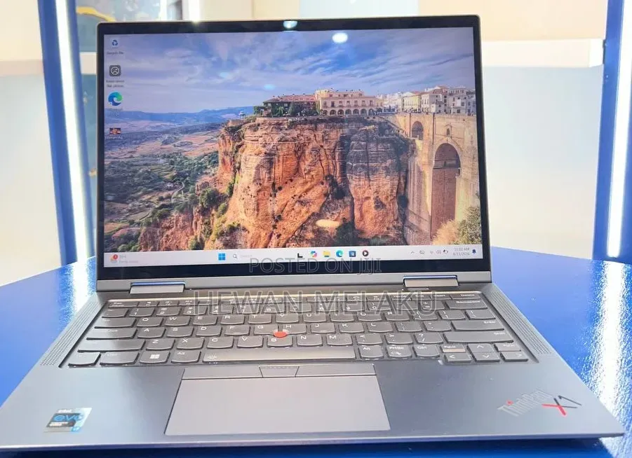 New Laptop Lenovo ThinkPad X1 Yoga 16GB Intel Core i7 SSD 512GB