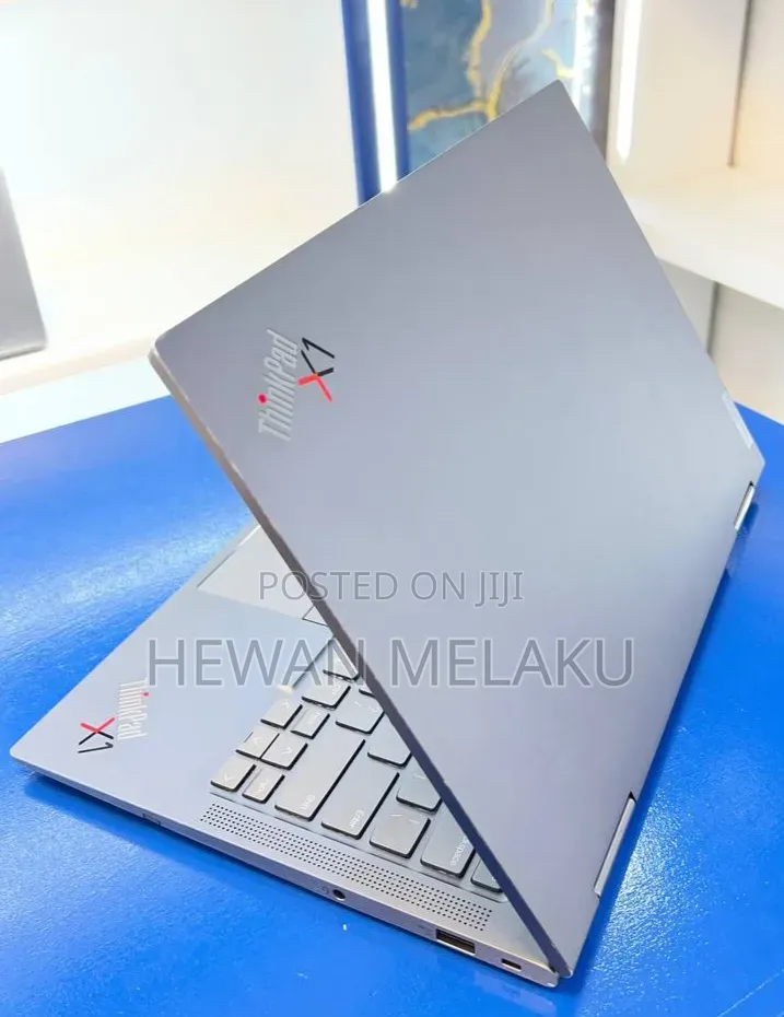 New Laptop Lenovo ThinkPad X1 Yoga 16GB Intel Core i7 SSD 512GB