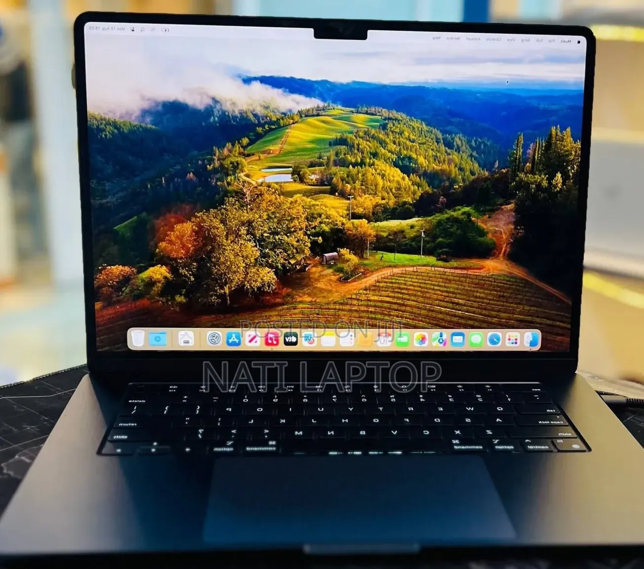 New Laptop Apple MacBook Air 2024 M3 8GB Apple M3 SSD 256GB