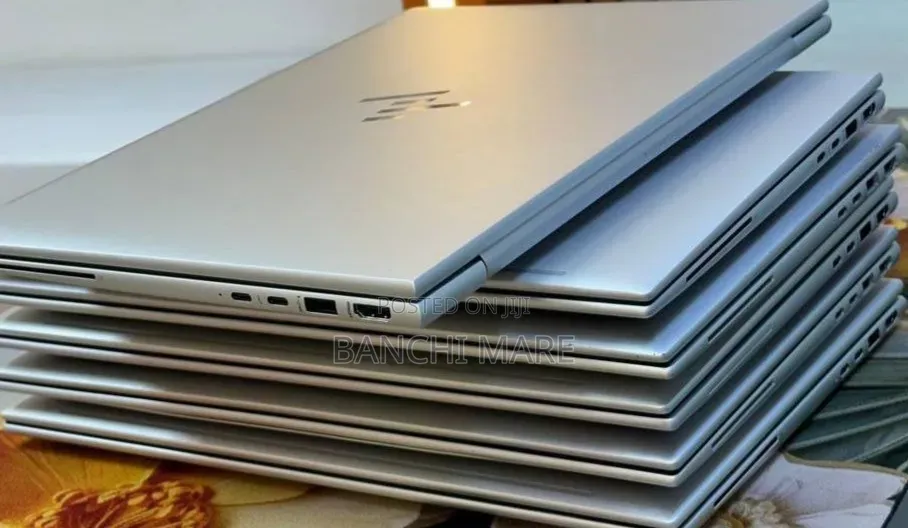New Laptop HP EliteBook 840 G9 16GB Intel Core i7 SSD 512GB