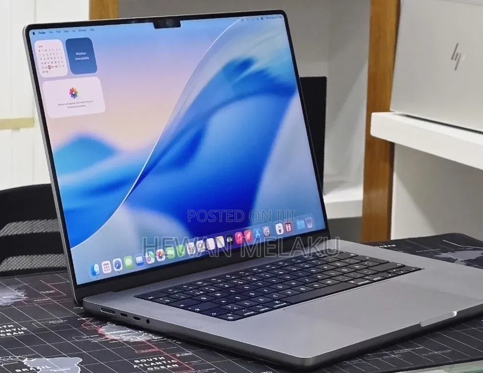 New Laptop Apple MacBook Pro 2021 M1 Max 32GB Apple M1 Max SSD 1T
