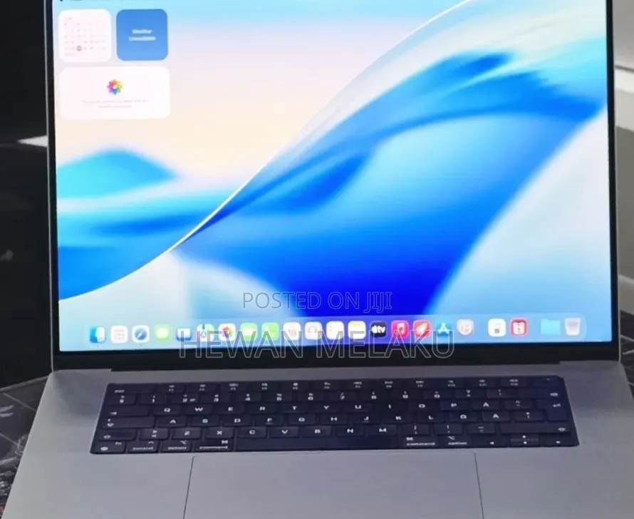 New Laptop Apple MacBook Pro 2021 M1 Max 32GB Apple M1 Max SSD 1T