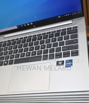 New Laptop HP EliteBook 840 G9 16GB Intel Core i7 SSD 512GB