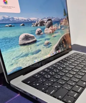 New Laptop Apple MacBook Pro 2024 M4 16GB Apple M4 SSD 512GB