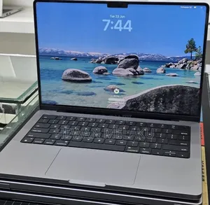 New Laptop Apple MacBook Pro 2021 M1 16GB Apple M1 SSD 512GB