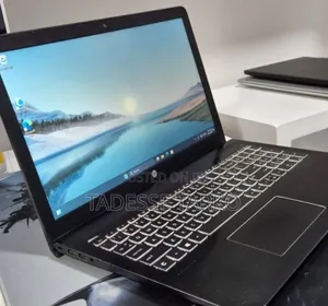 New Laptop HP Pavilion 15 8GB Intel Core i7 SSD 256GB