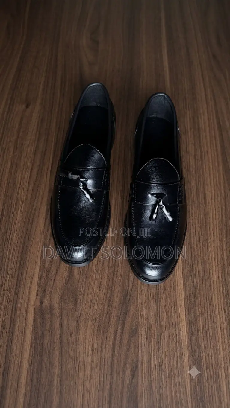 Men’s Classic Wear Shoe Size 47