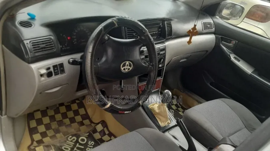 Toyota Corolla 2003 Silver