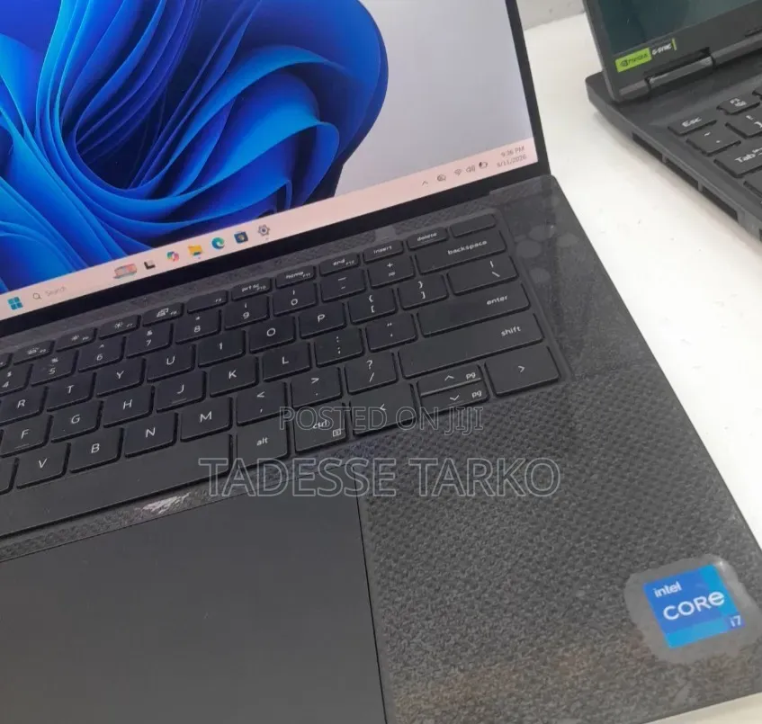 New Laptop Dell XPS 15 16GB Intel Core i7 SSD 512GB