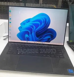 New Laptop Dell XPS 15 16GB Intel Core i7 SSD 512GB