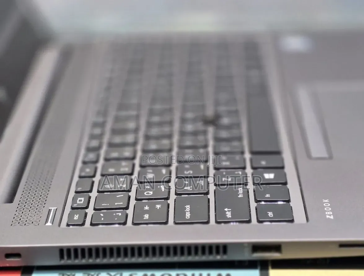 New Laptop HP ZBook 14 16GB Intel Core i7 SSD 512GB