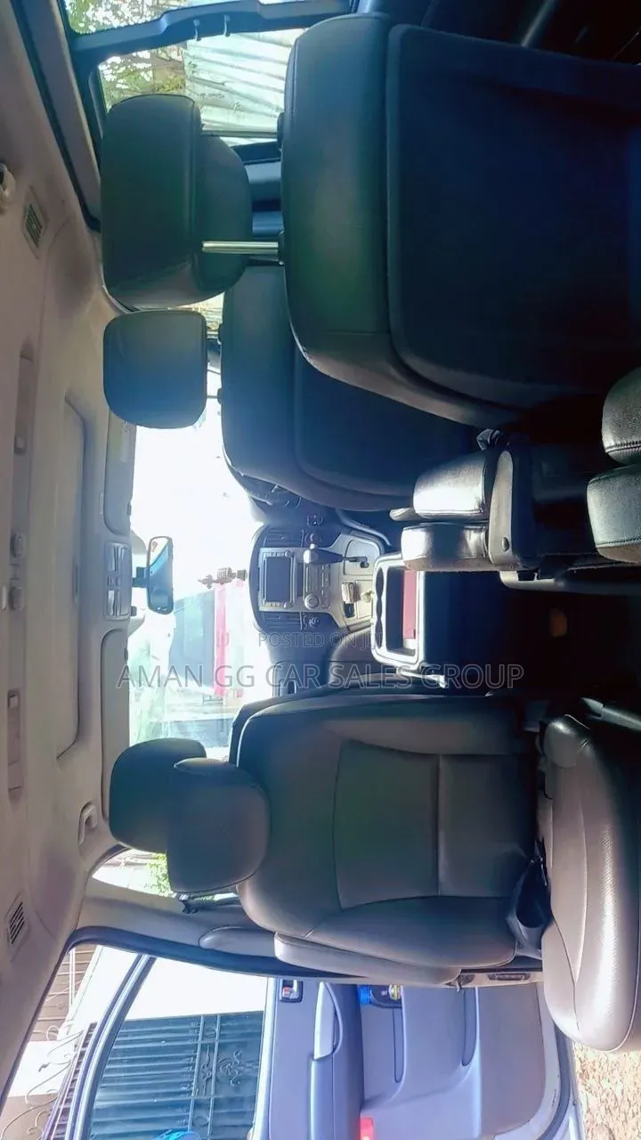 Hyundai Starex 2015 Silver