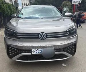 Volkswagen ID.6 2022 Gray