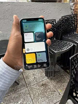 Apple iPhone 11 64 GB